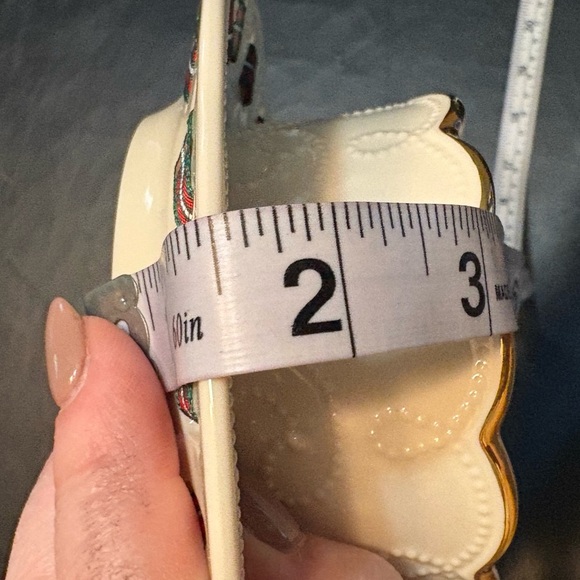 Lenox Cream and Gold Candle Holder with Plaid Accent - Picture 8 of 9